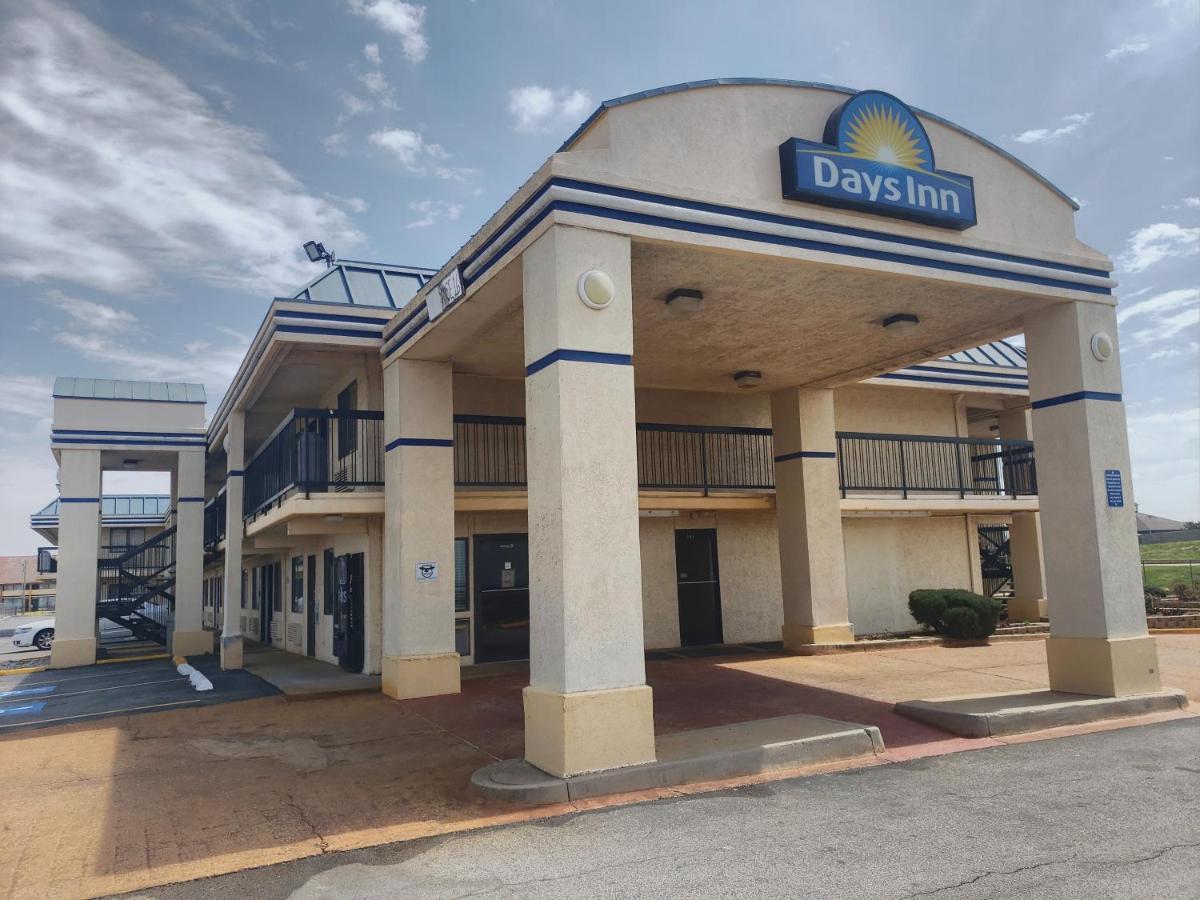 Days Inn Oklahoma City West Luaran gambar