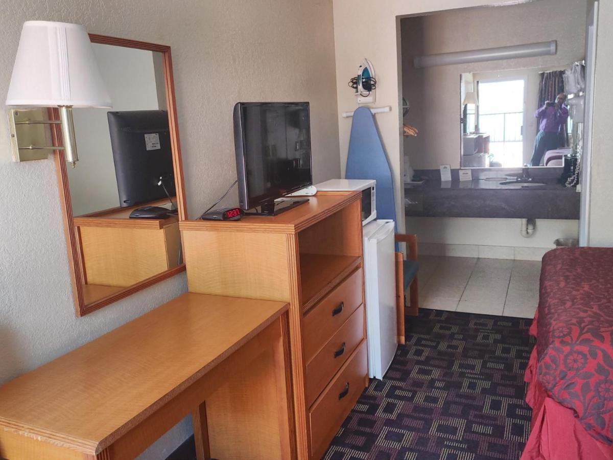 Days Inn Oklahoma City West Luaran gambar