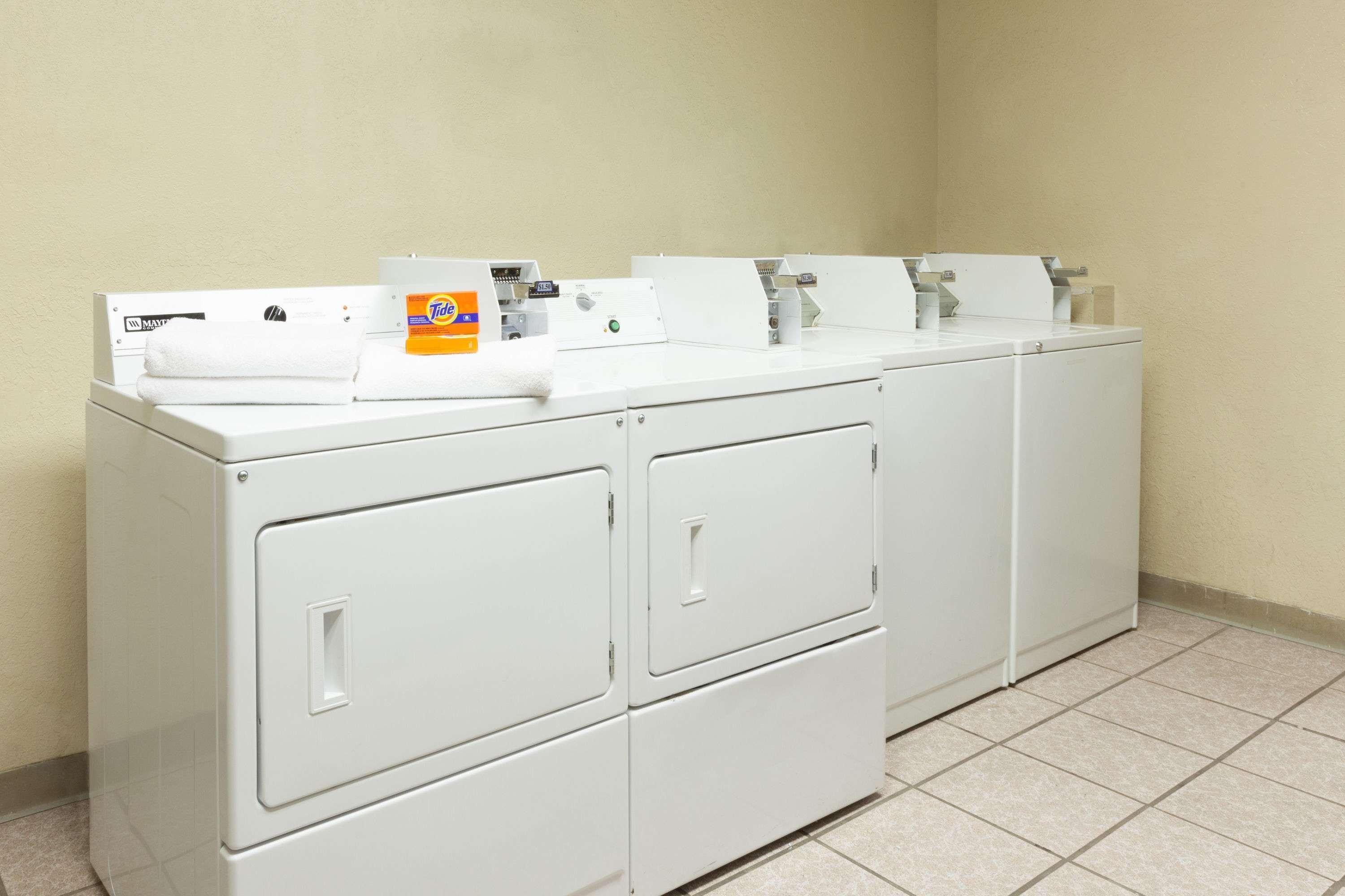 Days Inn Oklahoma City West Luaran gambar
