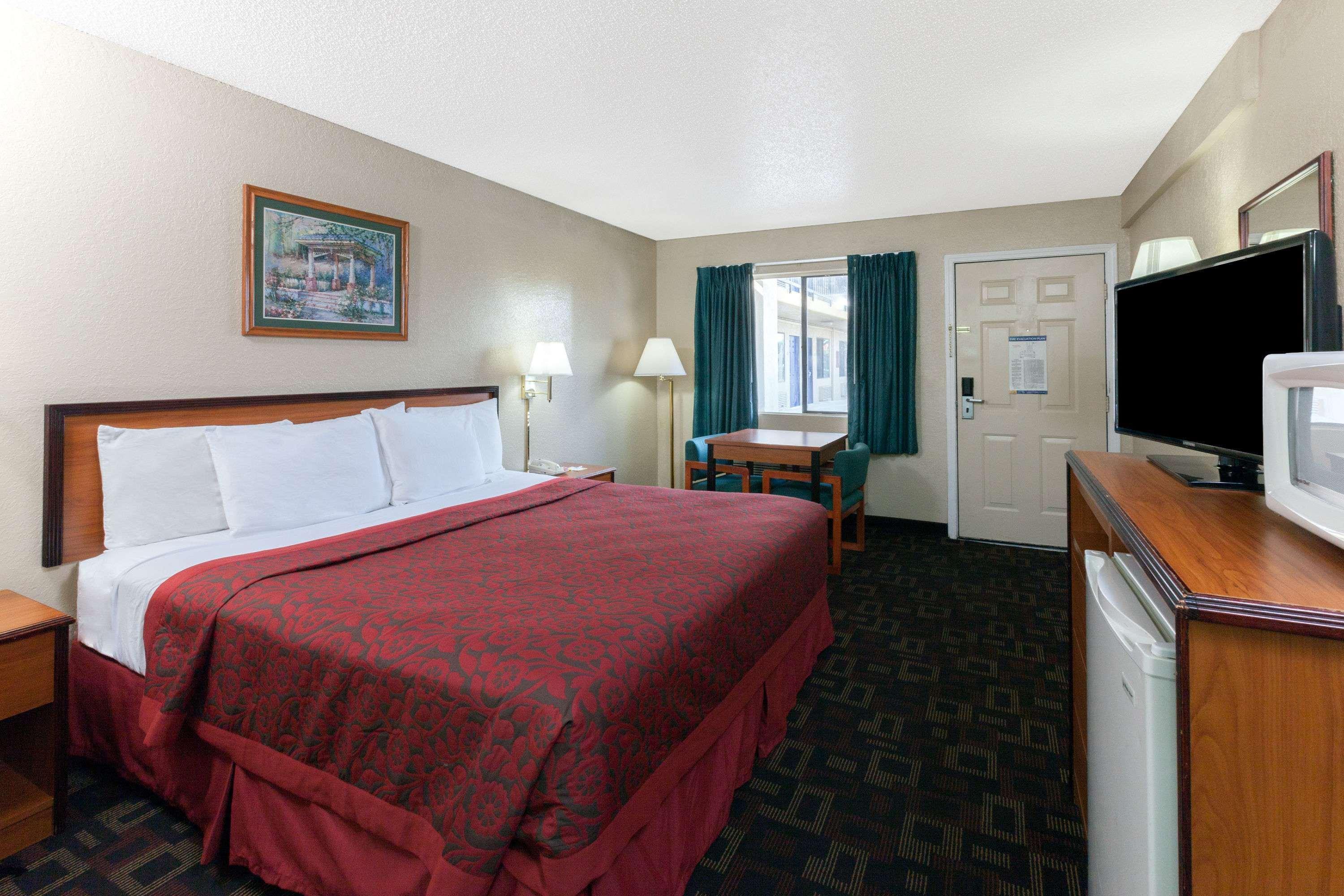 Days Inn Oklahoma City West Luaran gambar